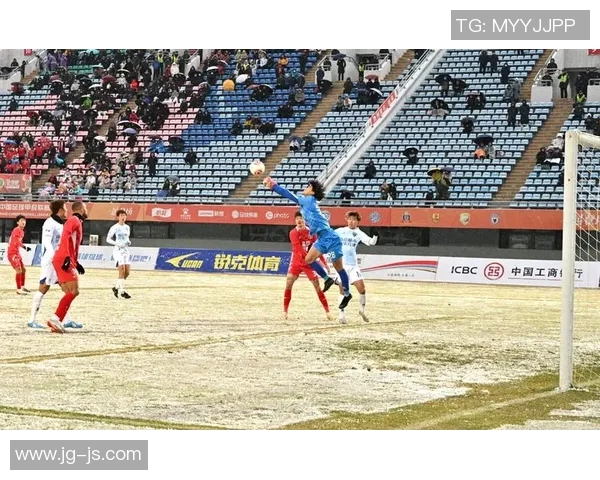 广州足球队耐力变革引发热议球迷期待新赛季表现大提升